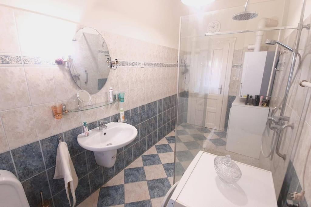Romantic Villa - Pápa Dış mekan fotoğraf