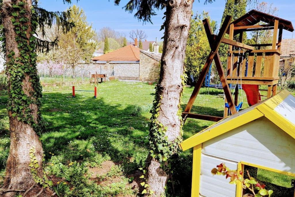 Romantic Villa - Pápa Dış mekan fotoğraf
